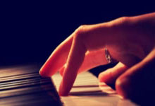 PG电子模拟器:深圳新鹏城招募U21、U19、U17年龄段男子足球运动员试训通告.